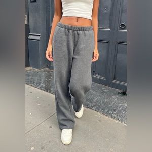 Brandy Melville Anastasia pants